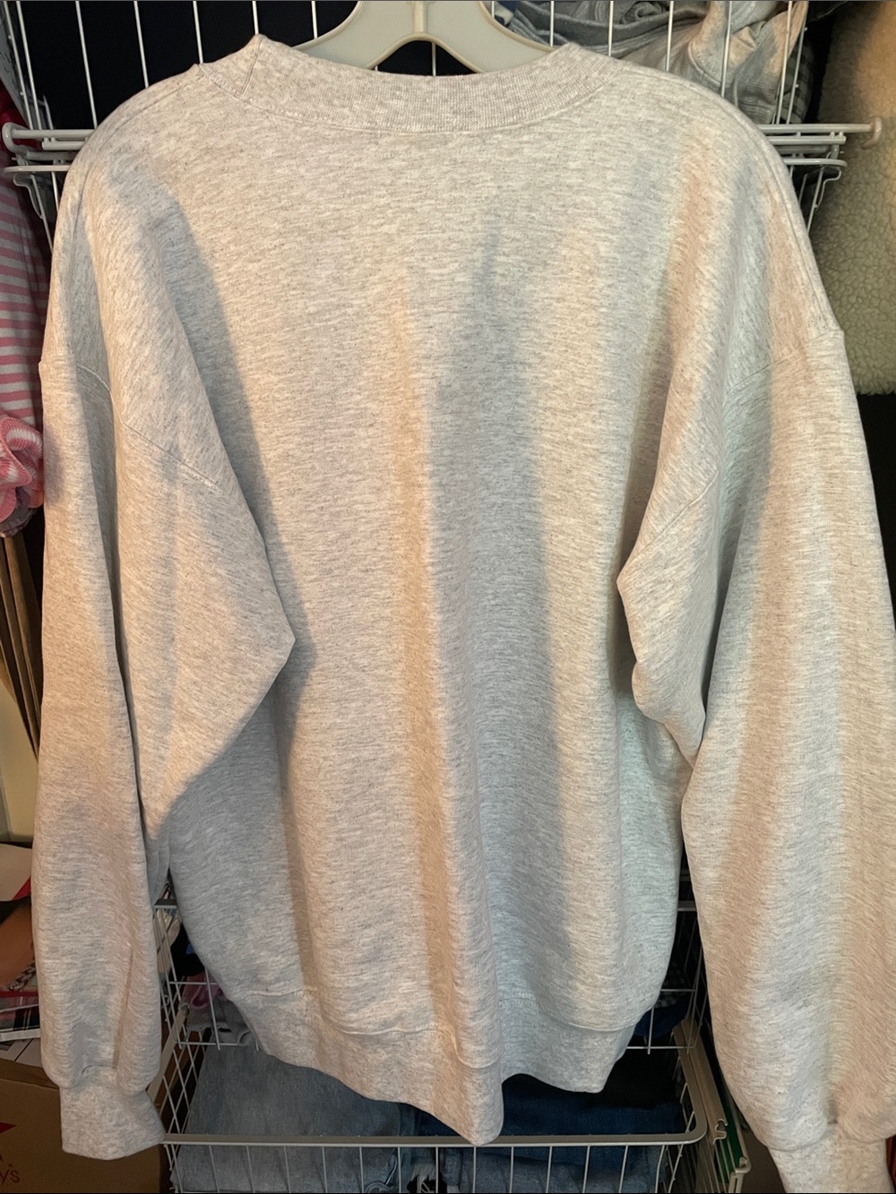 The Bar sweatshirt with pastel ombré colors. - Picture 4 of 4